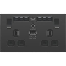 British General Evolve 13A 2-Gang SP Switched Socket With WiFi Extender + 2.1A 10.5W 1-Outlet Type A USB Charger Black Chrome with Black Inserts