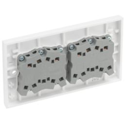 British General 900 Series 20A 16AX 6-Gang 2-Way Light Switch  White