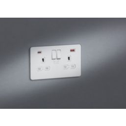 Knightsbridge  13A 2-Gang DP Switched Socket + 2.25A 45W 2-Outlet Type A & C USB Charger Matt White with White Inserts
