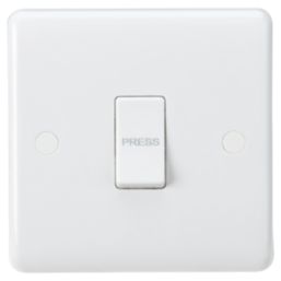 Knightsbridge  10AX 1-Gang 2-Way Retractive Switch White