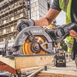 Screwfix dewalt 18v circular saw hot sale