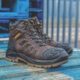 Dewalt rigger best sale boots screwfix