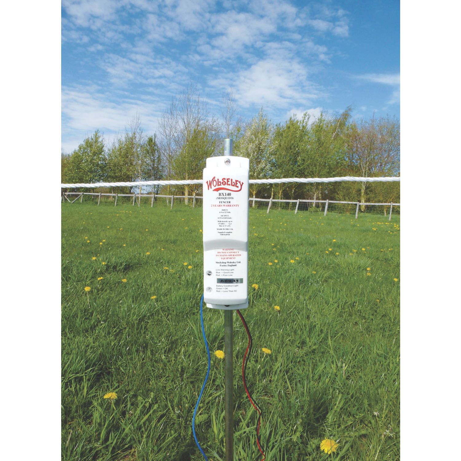 Stockshop BX140 Electric Fence Energiser Battery-Powered (2033F)