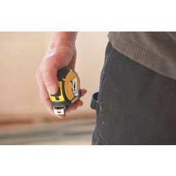 Measuring deals tape screwfix