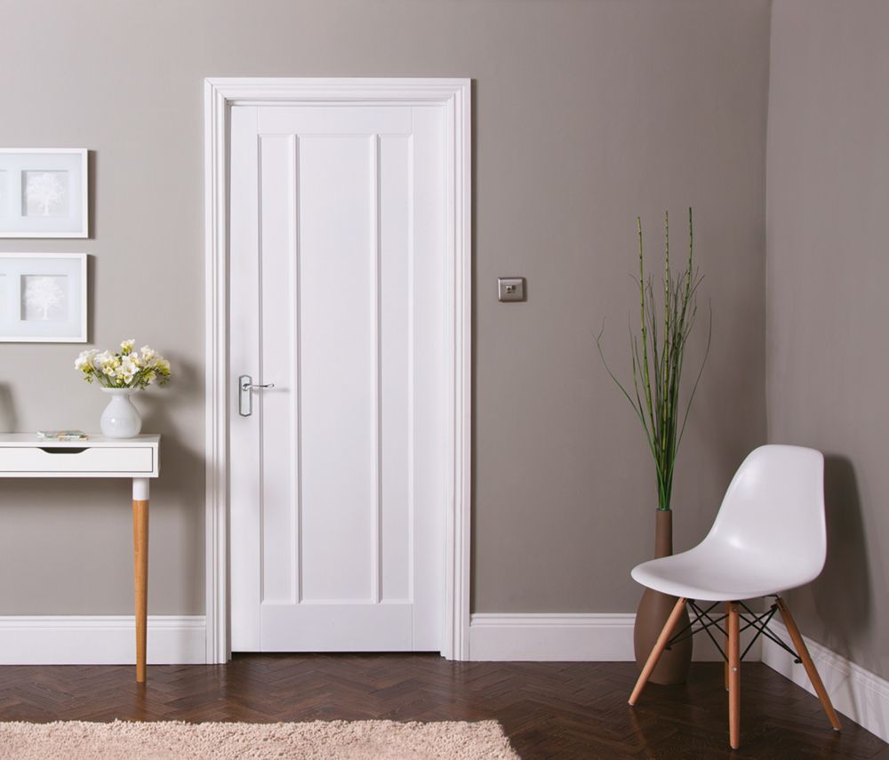 Jeld-Wen Worcester Primed White Wooden 3-Panel Internal Door 1981mm x ...