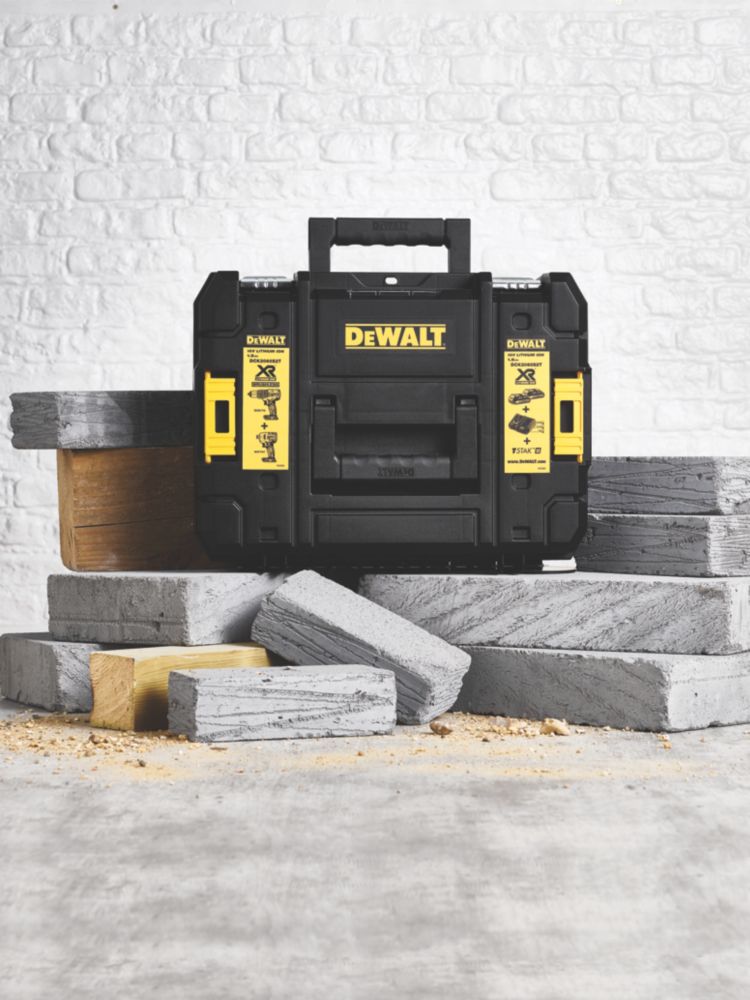 Dewalt twin pack discount screwfix