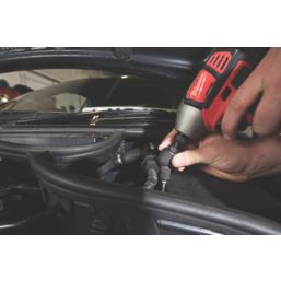 Milwaukee Shockwave 1/4" Hex Shank Mixed Screwdriver Bit Set with Knuckle Attachment 11 Pieces