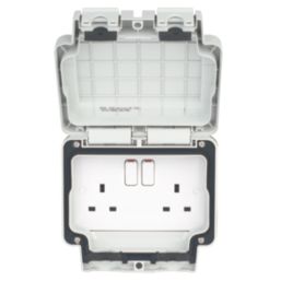 Hager Sollysta WXPSS82 IP66 13A 2-Gang 2P+E Weatherproof Outdoor Switched Socket