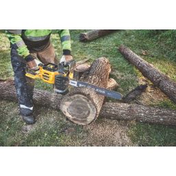 Dewalt petrol chainsaw hot sale