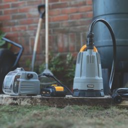 Titan  18V 1 x 4.0Ah Li-Ion TXP Battery-Powered Multi Use Pump