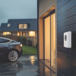 Masterplug  1 Port 7.4kW  Mode 3 Type 2 Socket Smart Electric Vehicle Charger White