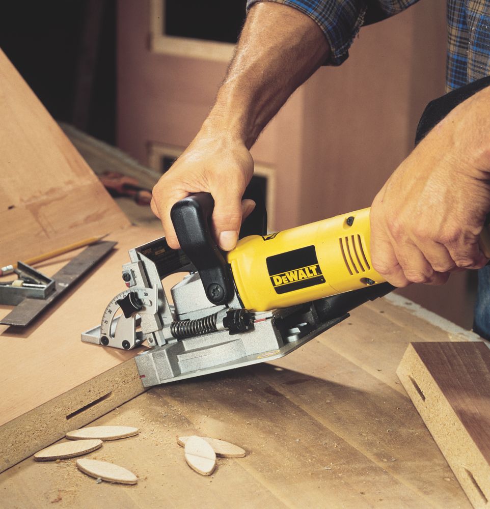 Dewalt dw682 plate deals joiner