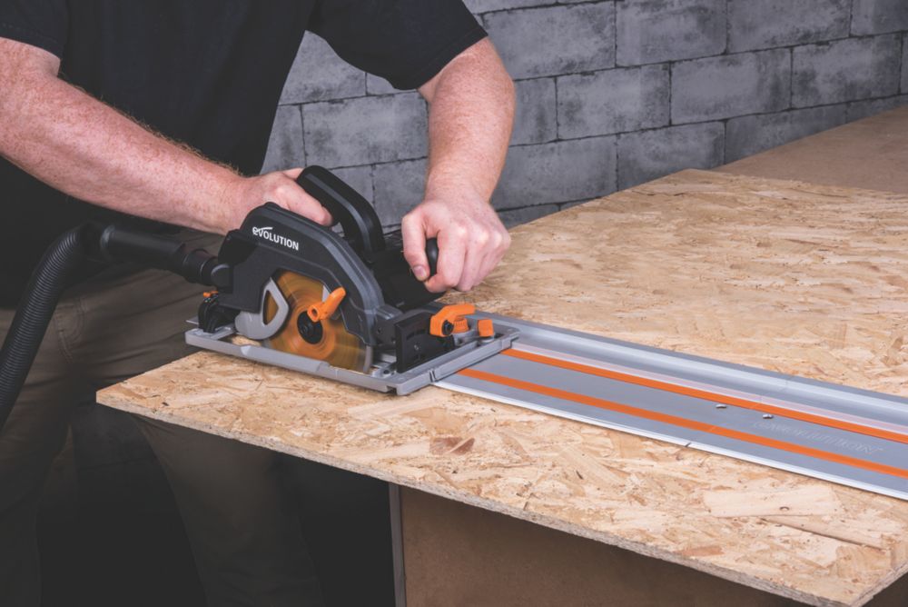 Screwfix evolution on sale circular saw