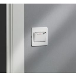 Knightsbridge  32A Key Card Switch Matt White with White Inserts