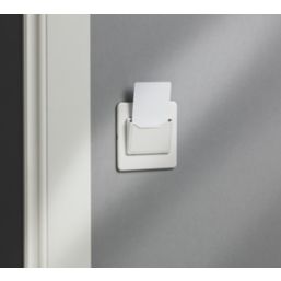 Knightsbridge  32A Key Card Switch Matt White with White Inserts