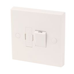 Essentials  13A Switched Fused Spur  White