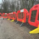 Melba Swintex 2Gatebar1.00 Traffic & Pedestrian Barrier Orange 1000mm