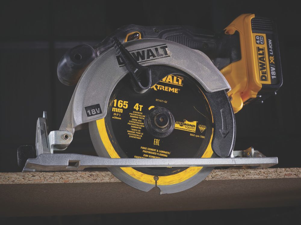 Screwfix dewalt discount circular saw blade