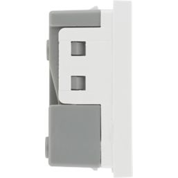 British General EMEUSW 16A Unswitched Modular Socket White