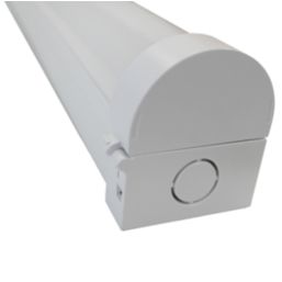 Brackenheath  Single 6ft Maintained Emergency LED Batten 20-38W 5700lm