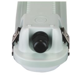 Brackenheath  Single 5ft LED Non-Corrosive Batten 55W 6600lm 100-240V