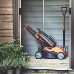 LawnMaster M2EB1232M-01 1200W 32cm Electric Rotary Lawn Mower 220-240V