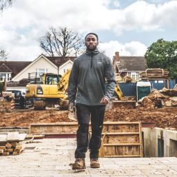 DEWALT Kelso Water-Resistant Top Grey Marl Large 46" Chest