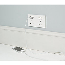 British General 900 Series 13A 2-Gang Unswitched Socket + 4.2A 10.5W 4-Outlet Type A USB Charger White