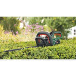 Optimized for professional use: GHE 18V-60 Professional hedge trimmer from  Bosch - Bosch Media Service