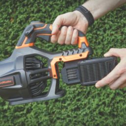 LawnMaster  CLBL4807-01 48V 2 x 4.0Ah Li-Ion MX Brushless Cordless Axial Leaf Blower