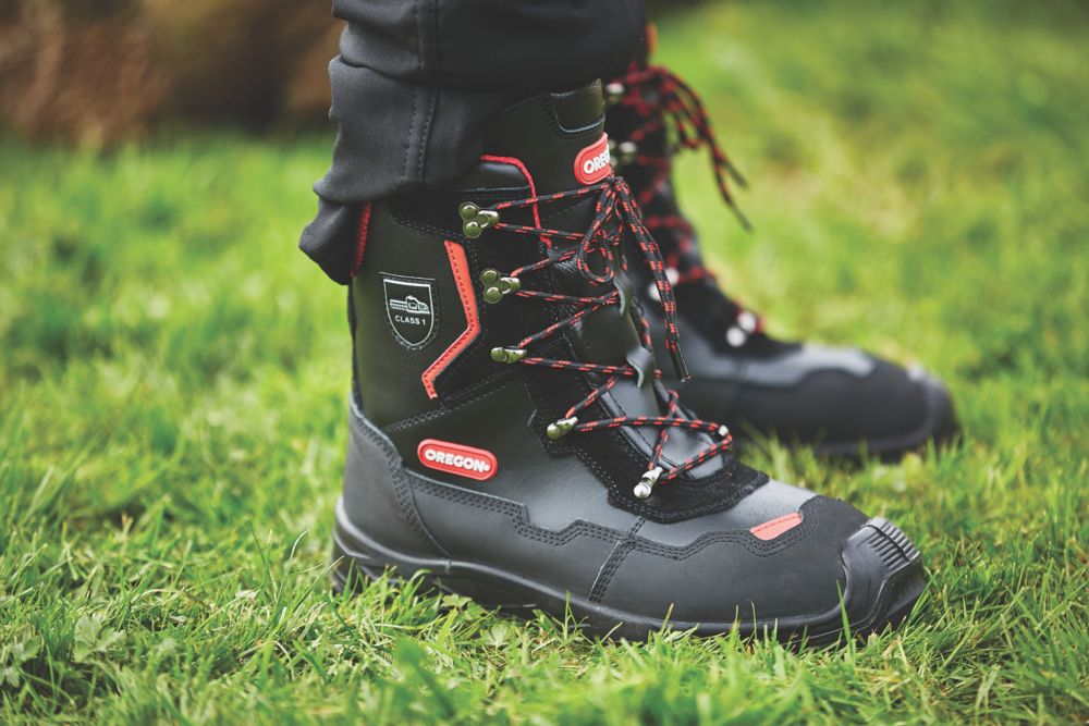 Oregon Yukon Safety Chainsaw Boots Black Size 12 - Screwfix