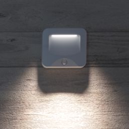 Calex Spot On Series Outdoor LED Wall Light With PIR Sensor White  10lm