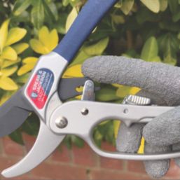 Spear & Jackson Anvil  Ratchet Secateurs 8 1/4" (210mm)