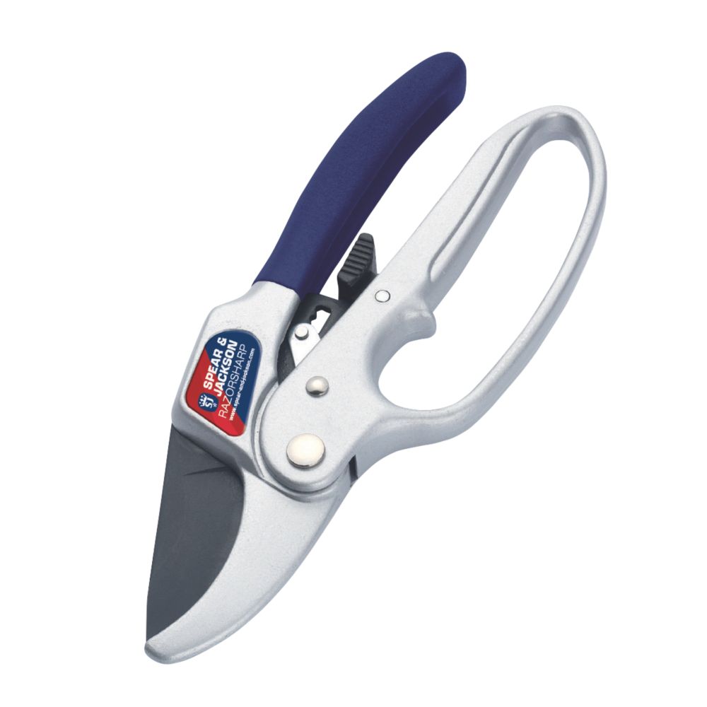 Screwfix secateurs store