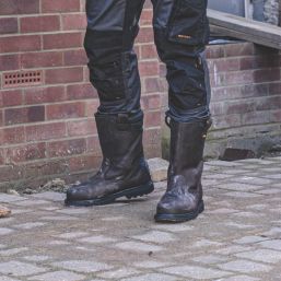 Screwfix rigger boots hot sale size 8