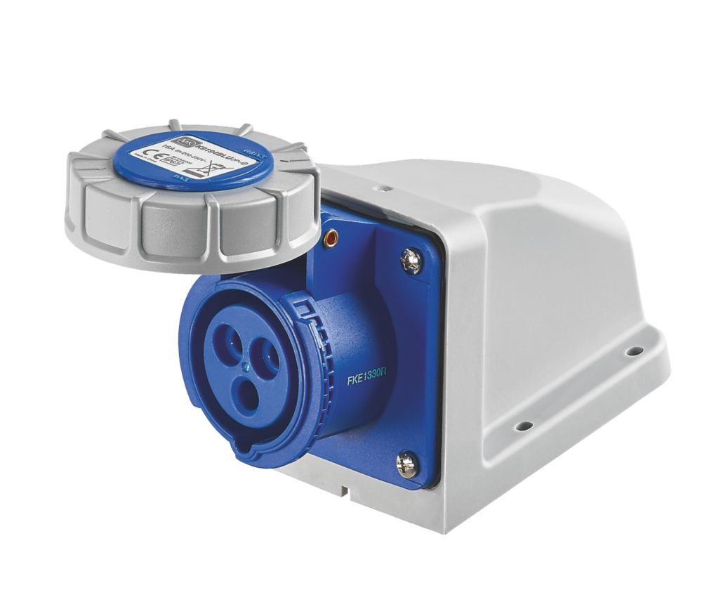 MK 16A 2P+E Surface Outlet 200-250V