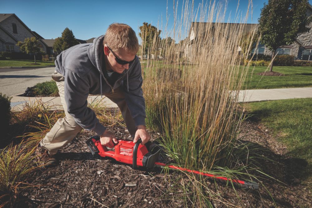 Milwaukee M18CHT 0 FUEL 60cm 18V Li Ion RedLithium Brushless