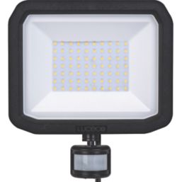 Screwfix floodlight store