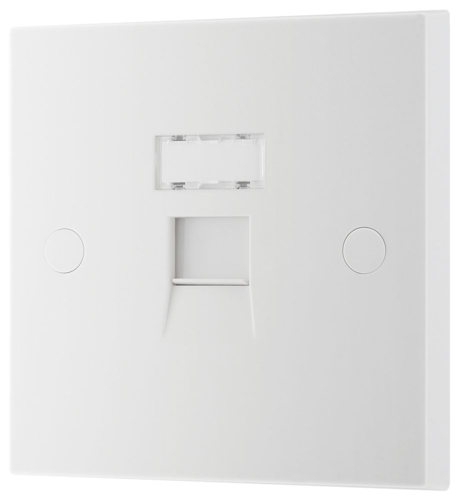British General 900 Series 1-Gang RJ45 Ethernet Socket White - Screwfix
