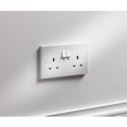 Knightsbridge  13A 2-Gang SP Switched Smart Socket White