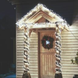 1000 LED Indoor & Outdoor Ice White Cluster Christmas Lights