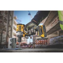 DEWALT Blue-Tip Fire Rated Flange Self Tapping Screw Bolts 10mm x 140mm 25 Pack