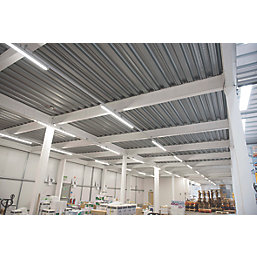 Luceco Luxpack Single 6ft Maintained Emergency LED Batten 40W 4800lm