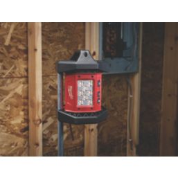 Milwaukee 18v flood online light