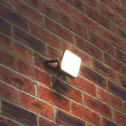 Brackenheath iSpot G3 Frameless Indoor & Outdoor LED Floodlight Black 20W 2200lm