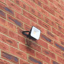 Brackenheath iSpot G3 Frameless Indoor & Outdoor LED Floodlight Black 20W 2200lm