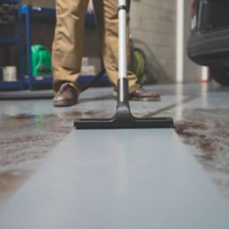 Numatic Charles CVC370 1000W 15Ltr  Wet or Dry Vacuum Cleaner 230V