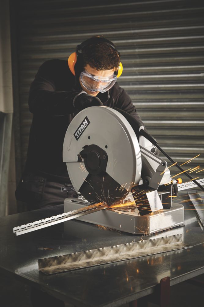 Screwfix deals mitre saw