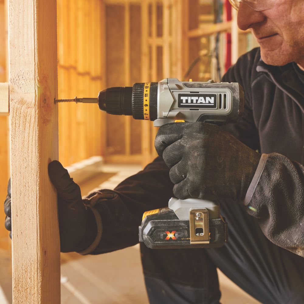 Titan TTI886DRS 18V 2 x 2.0Ah Li-Ion TXP Cordless Drill Driver - Screwfix