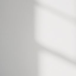 LickPro  2.5Ltr White 01 Vinyl Matt Emulsion  Paint